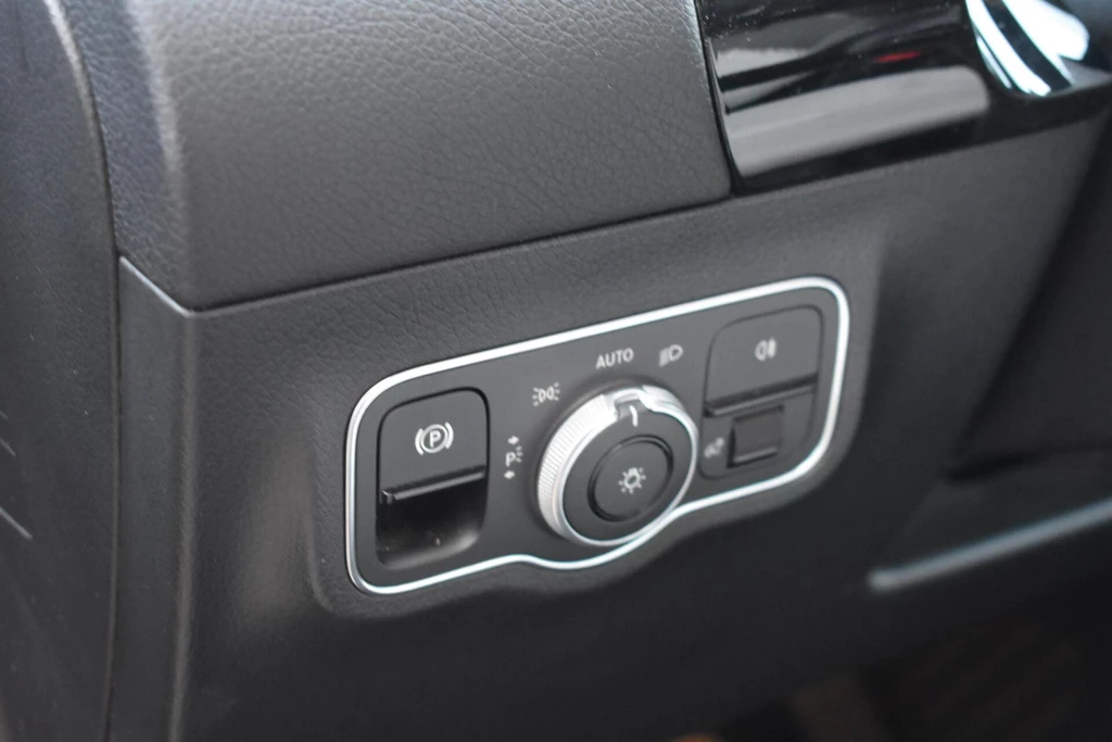 Mercedes-Benz EQA – foto 34