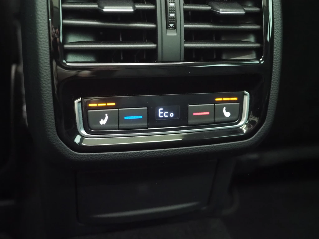 Volkswagen Passat – foto 35