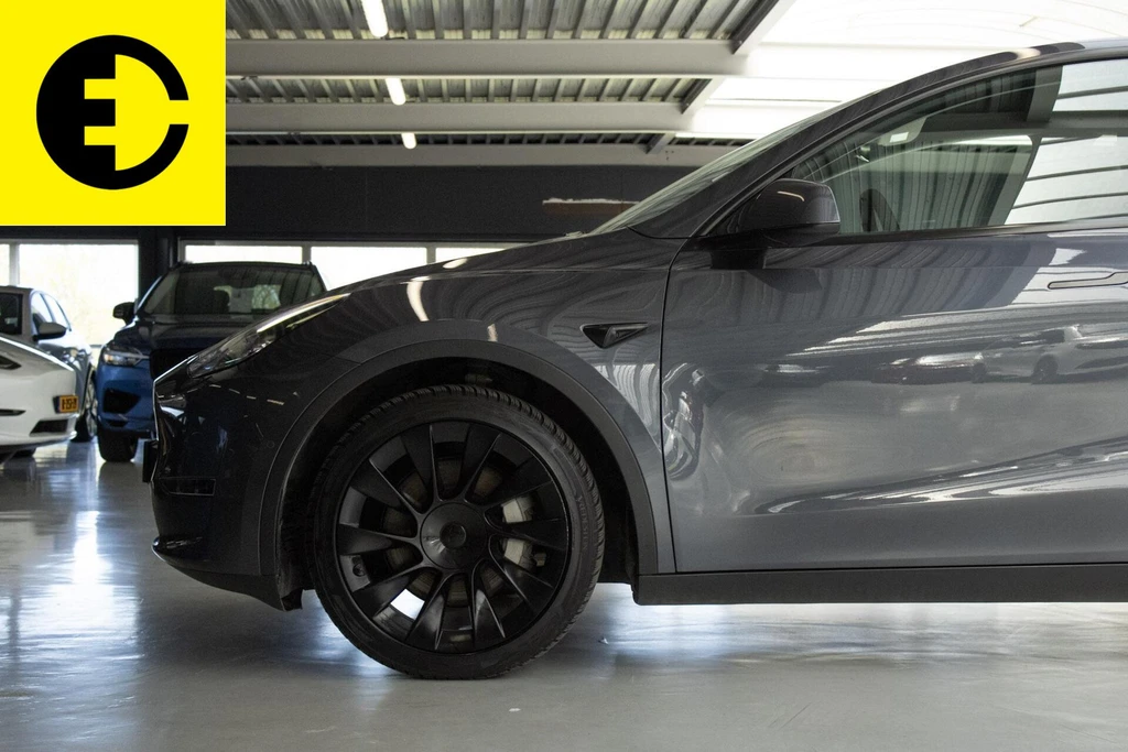 Tesla Model Y – foto 17