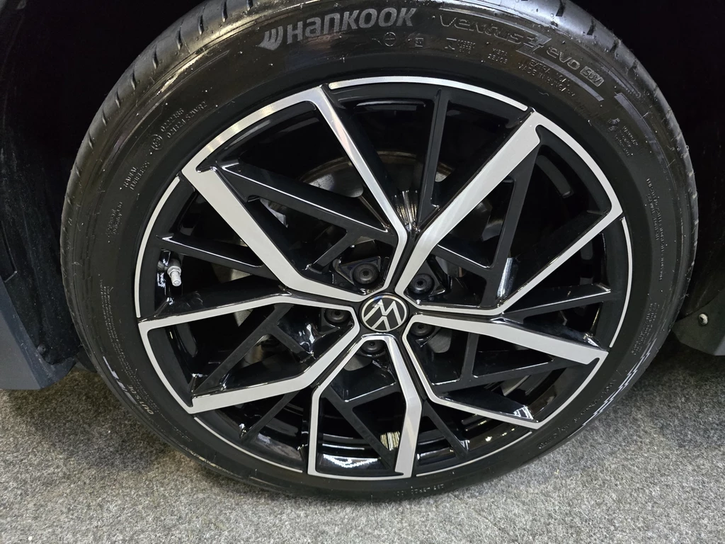 Volkswagen Tiguan – foto 8