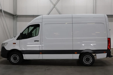 Mercedes Sprinter bestel 317 1.9 CDI L2H2 RWD