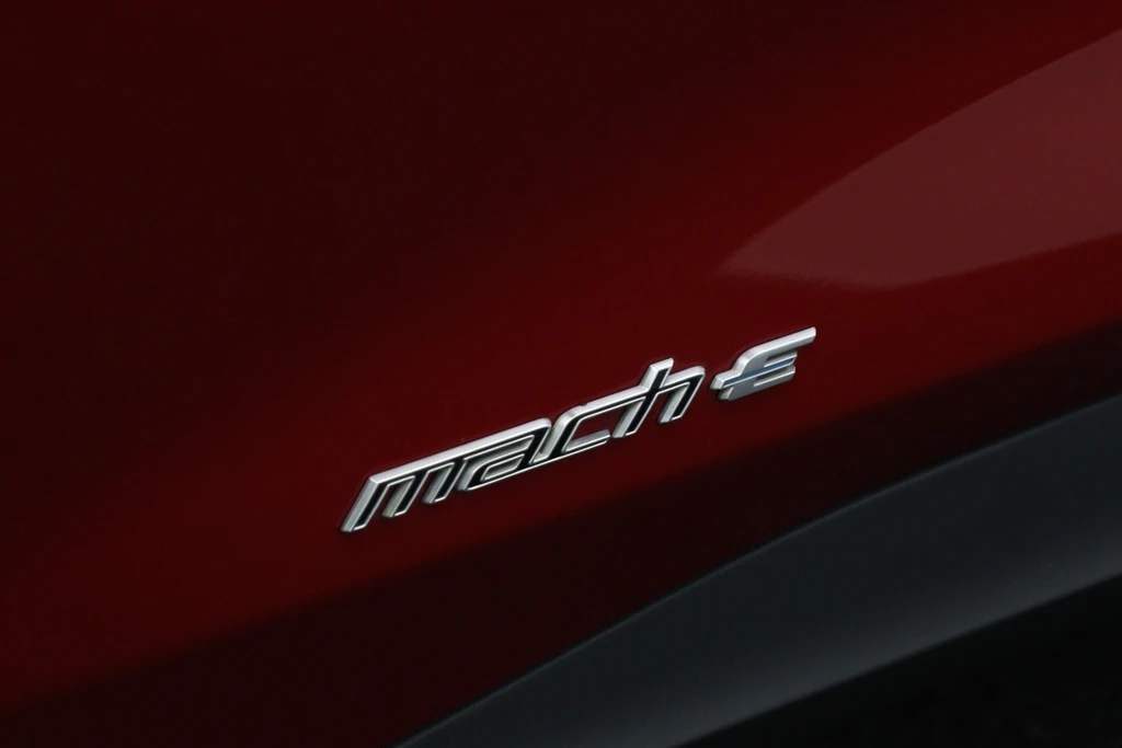 Ford Mustang Mach-E – foto 21