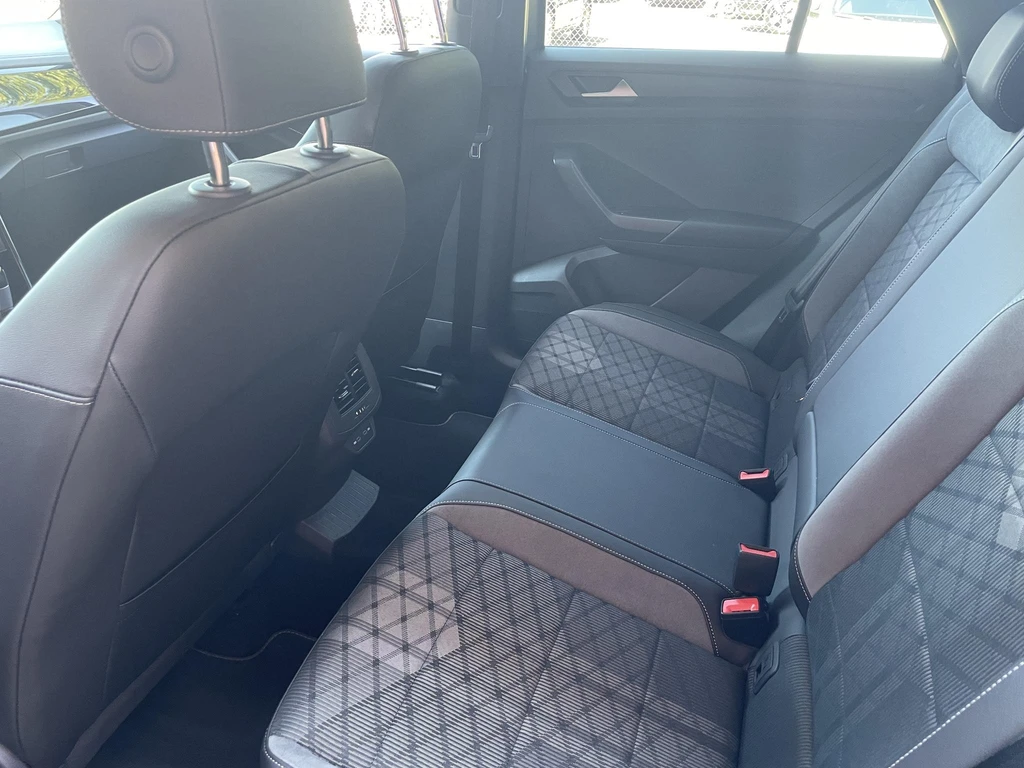 Volkswagen T-Roc – foto 17