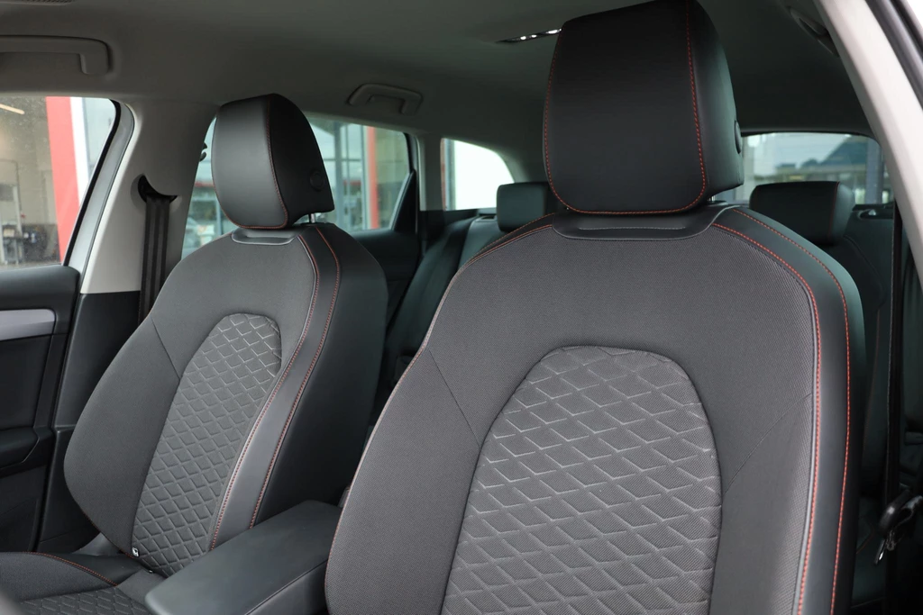 SEAT Leon – foto 19