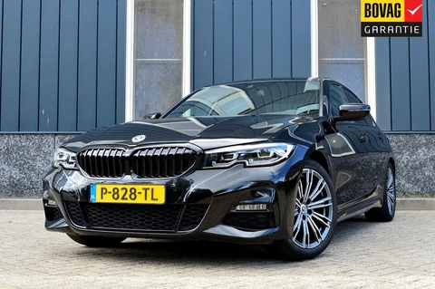 BMW 3 Serie 320i M-Sport Rijklaarprijs-Garantie Leder Led Camera Navigatie 50 Jahre Edition