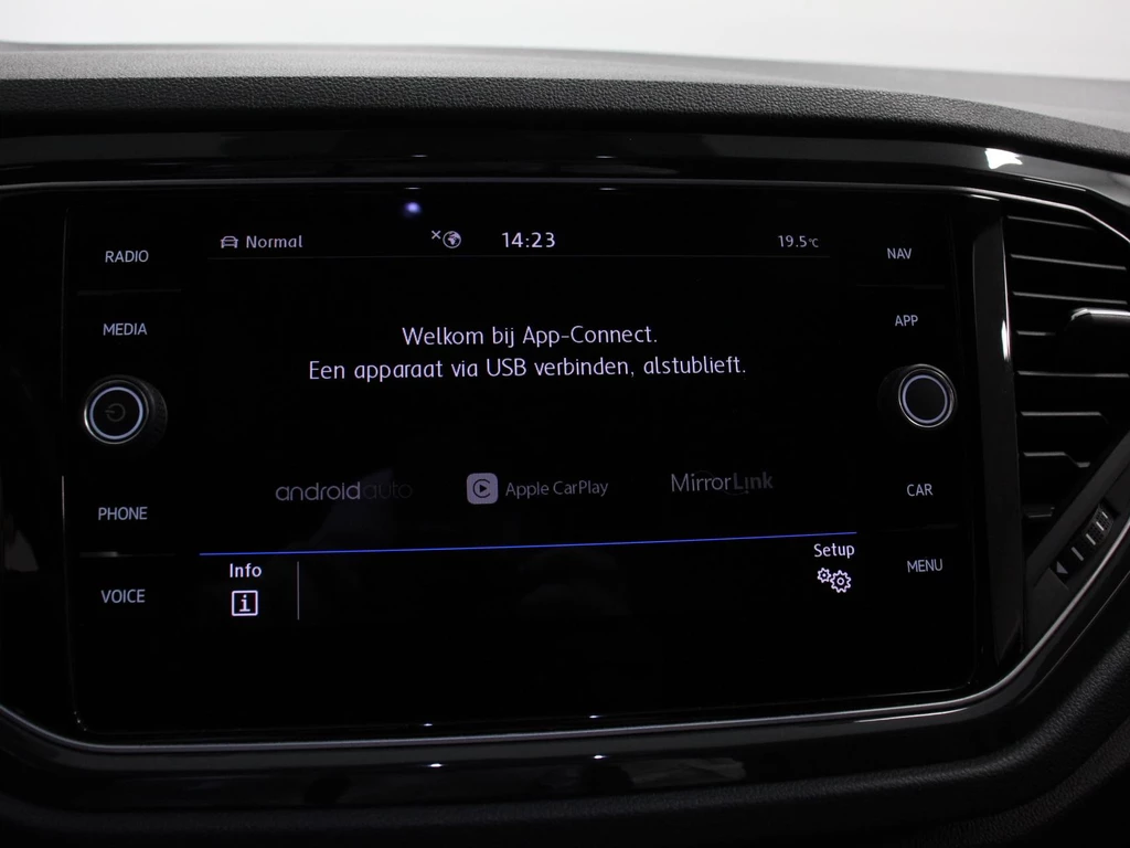 Volkswagen T-Roc – foto 17