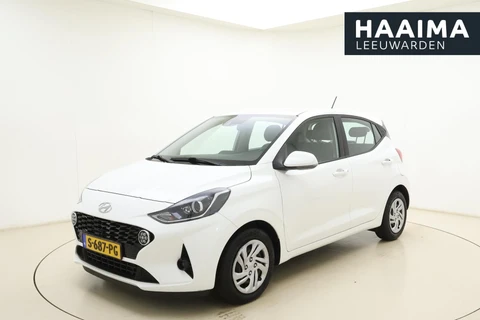 Hyundai i10 1.0 Premium | Camera | Parkeersensoren | Climate control | Weinig kilometers | Cruise control | DAB Radio