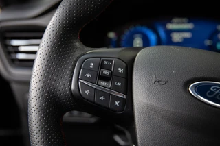 Ford Kuga – thumbnail 12
