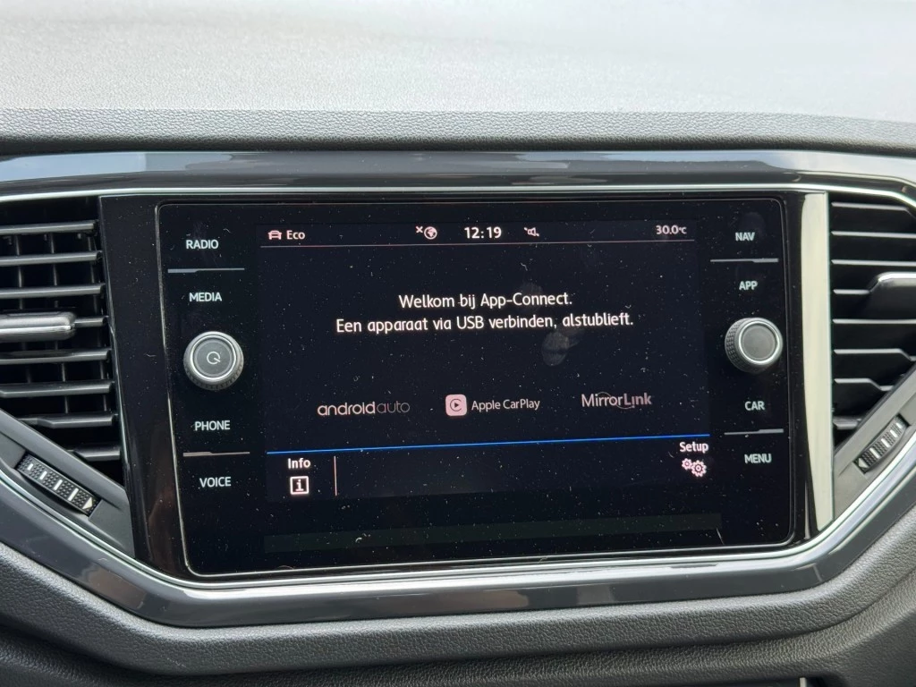 Volkswagen T-Roc – foto 17