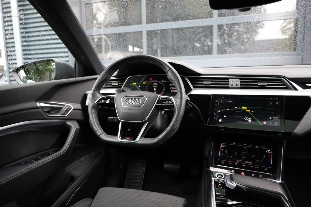 Audi e-tron – foto 20