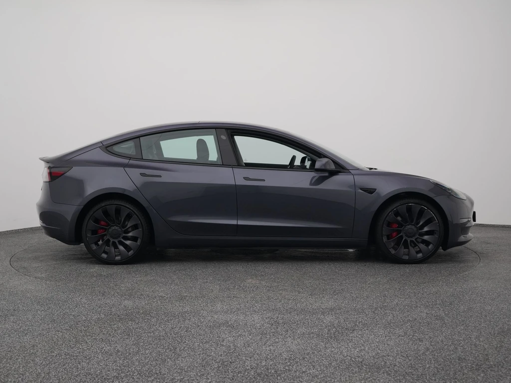 Tesla Model 3 – foto 13