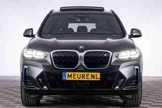 BMW iX3 – thumbnail 7