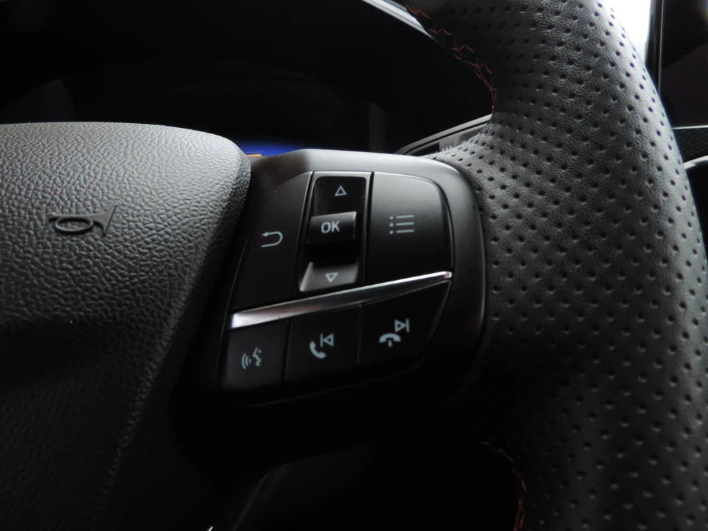 Ford Kuga – foto 29