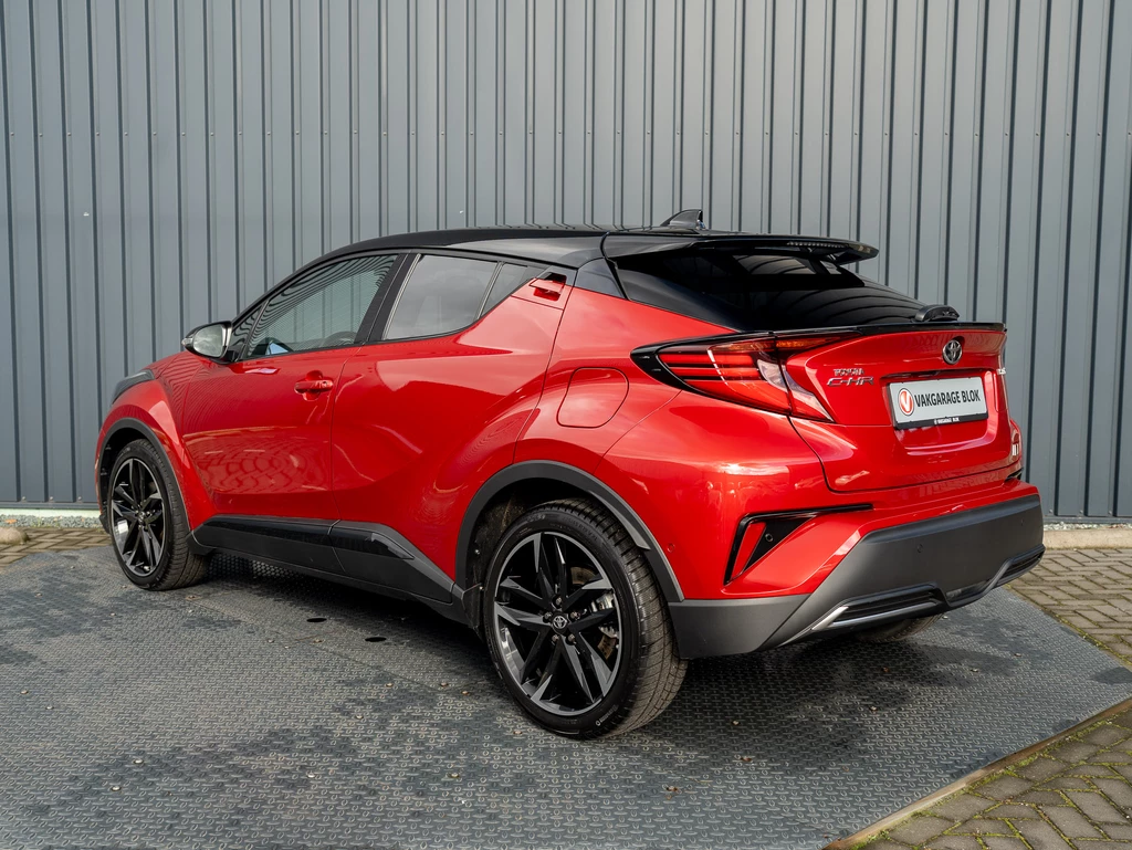 Toyota C-HR – foto 8