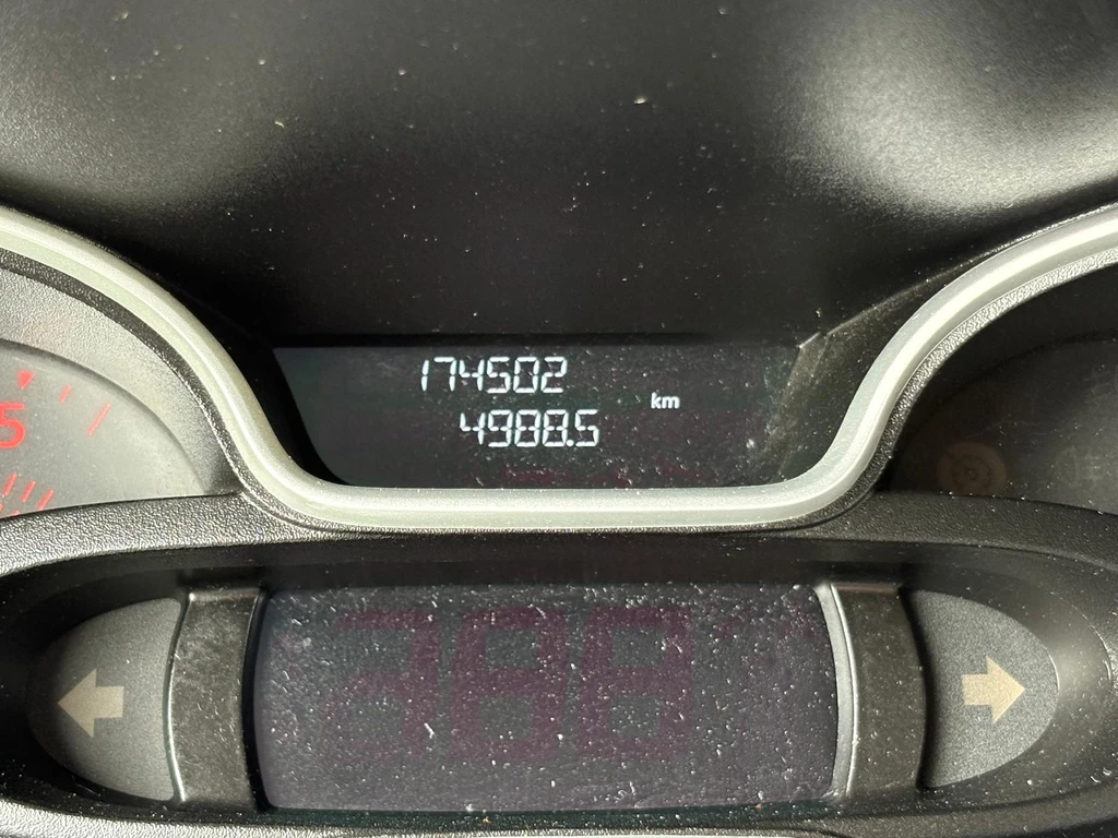 Renault Trafic – foto 27