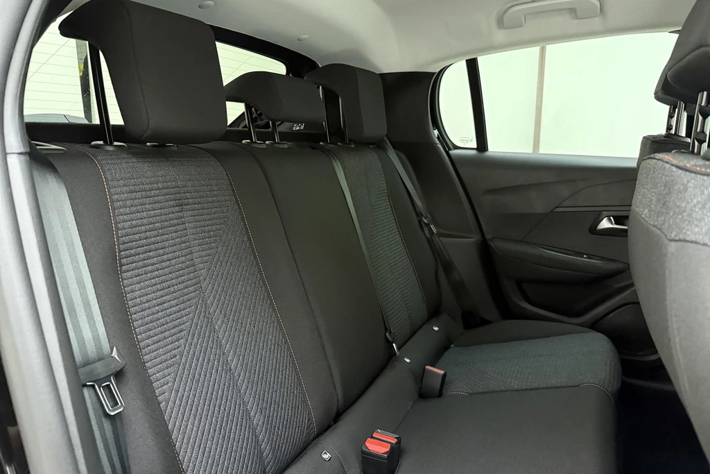 Peugeot 208 – foto 14
