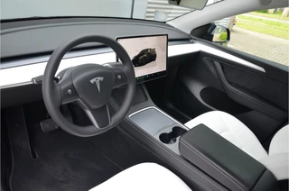 Tesla Model Y – thumbnail 12