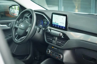 Ford Kuga – thumbnail 22