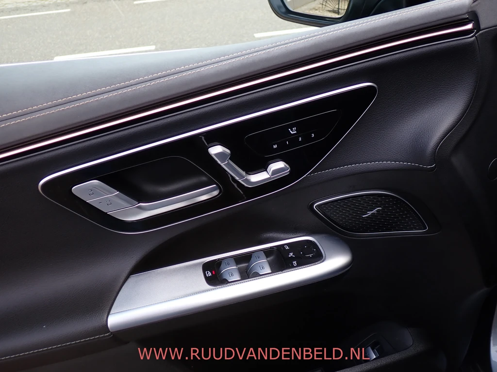 Mercedes-Benz EQE – foto 12