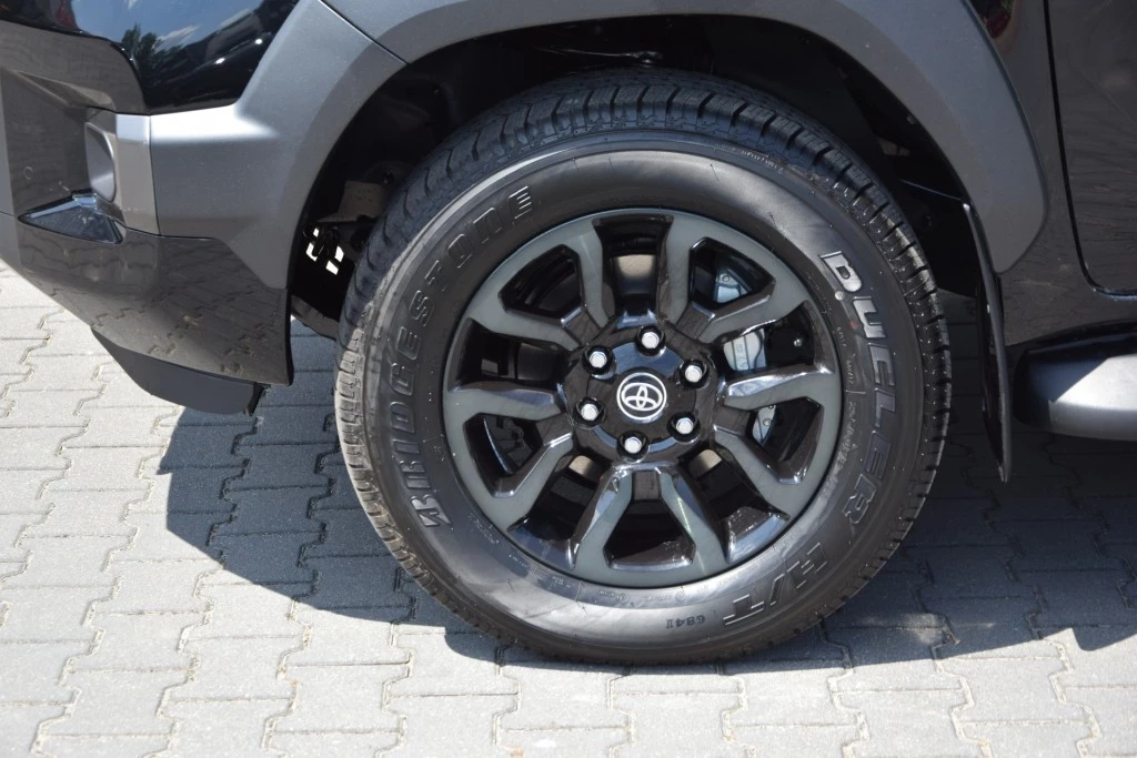 Toyota Hilux – foto 7