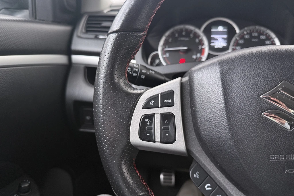 Suzuki Swift – foto 16