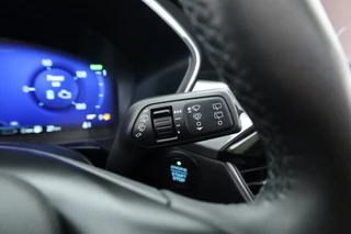 Ford Kuga – thumbnail 22