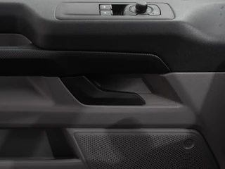 Ford Transit Custom – thumbnail 13
