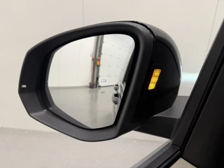 Volkswagen Multivan – thumbnail 38