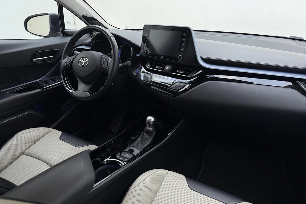 Toyota C-HR – foto 16
