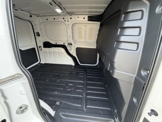 Volkswagen Caddy – thumbnail 18