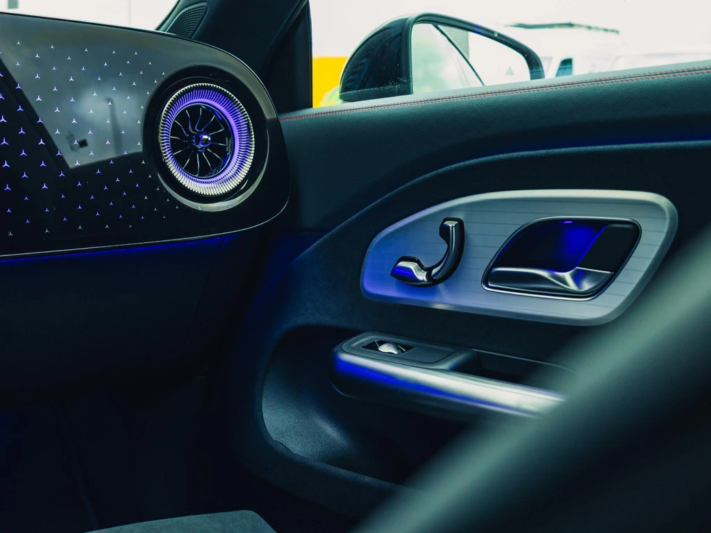 Mercedes-Benz CLA – foto 15