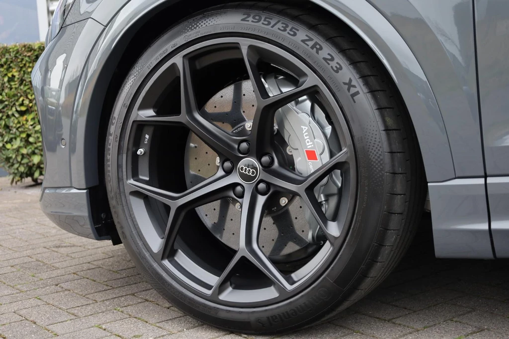 Audi RSQ8 – foto 41