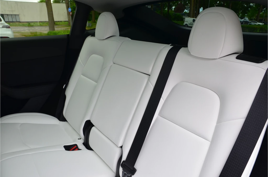 Tesla Model Y – foto 13