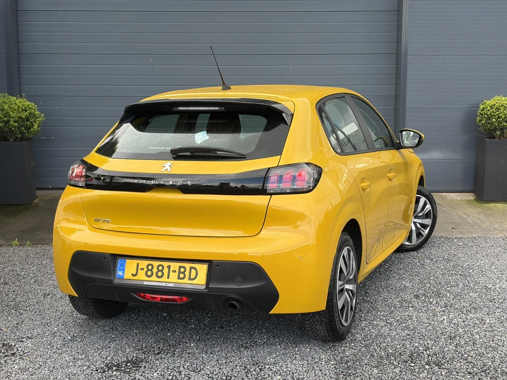 Peugeot 208 – foto 3