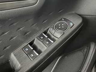 Ford Kuga – thumbnail 15