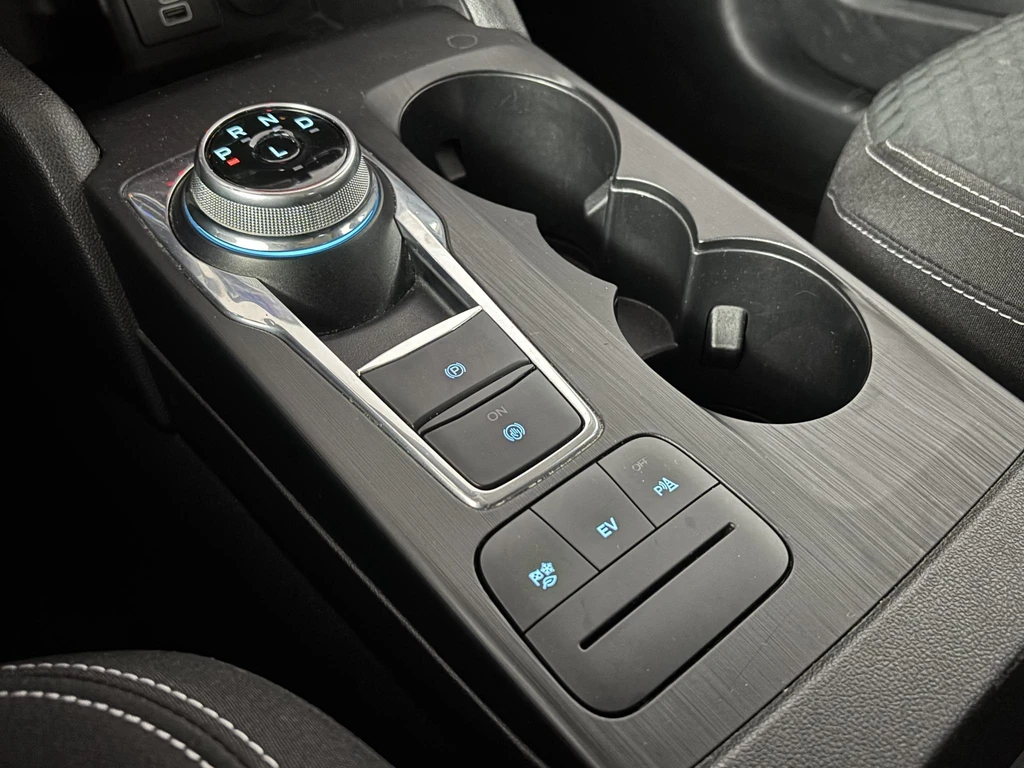 Ford Kuga – foto 24