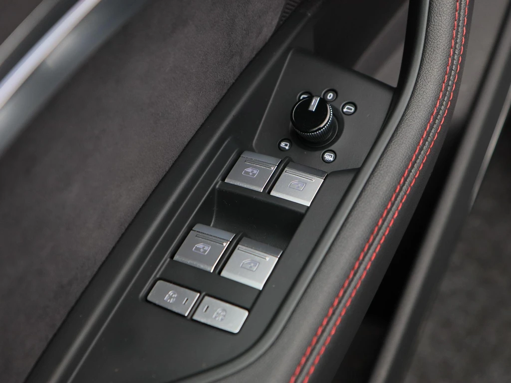 Audi Q8 e-tron – foto 21