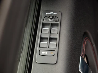 Land Rover Discovery Sport – thumbnail 19