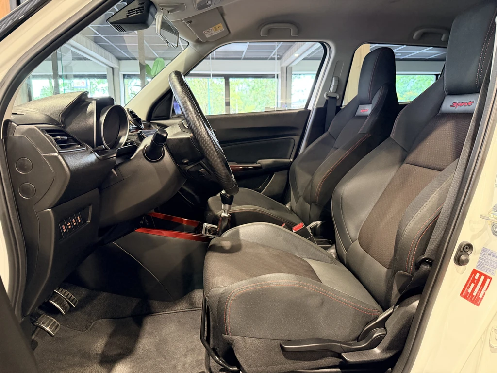 Suzuki Swift – foto 16