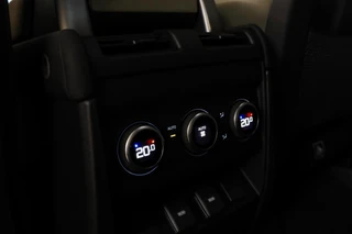 Land Rover Defender – thumbnail 15