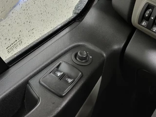 Renault Trafic – thumbnail 18