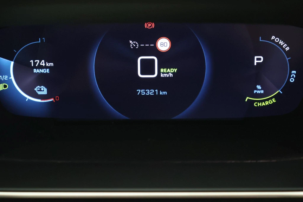 Peugeot e-208 – foto 39