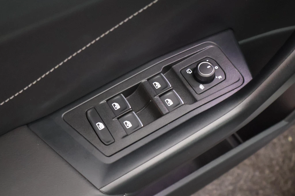 Volkswagen T-Roc – foto 15