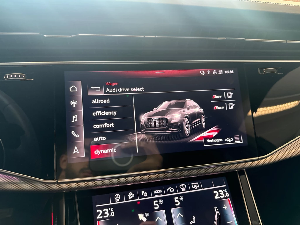Audi RSQ8 – foto 30