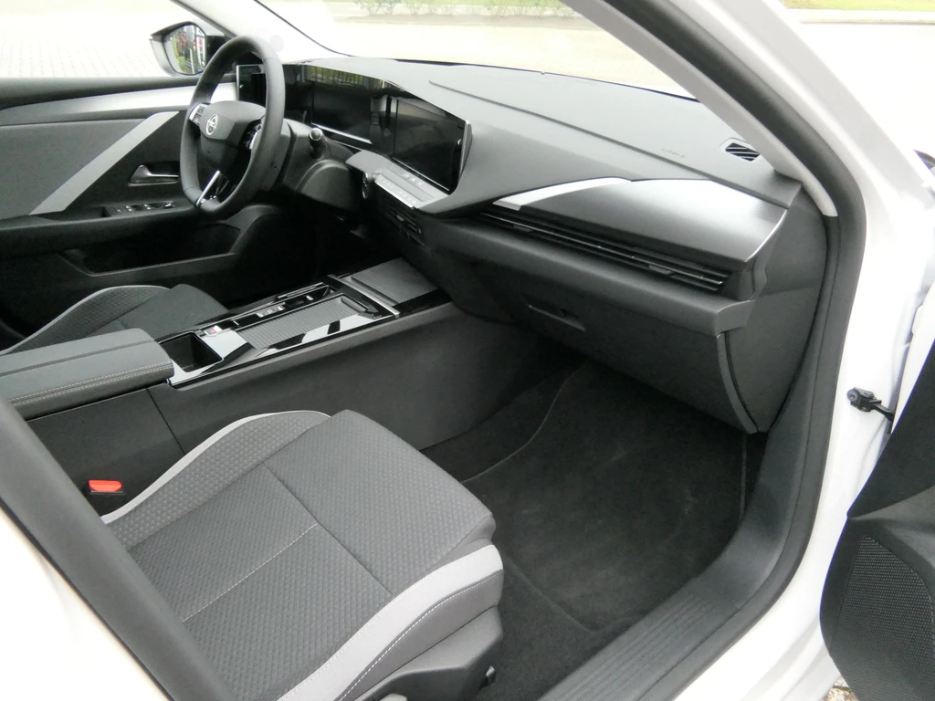 Opel Astra – foto 14