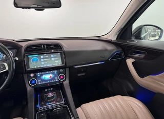 Jaguar F-PACE – thumbnail 14