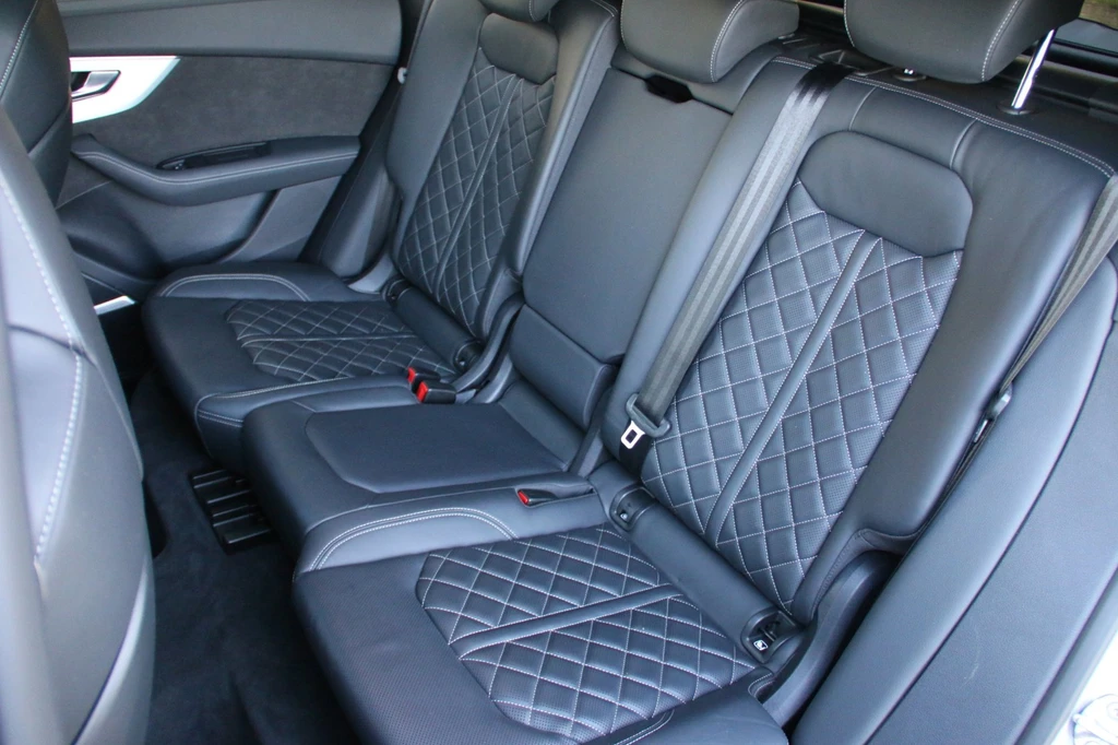 Audi Q8 – foto 16