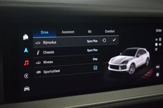 Porsche Cayenne – thumbnail 35