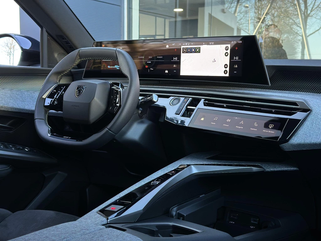 Peugeot e-3008 – foto 38