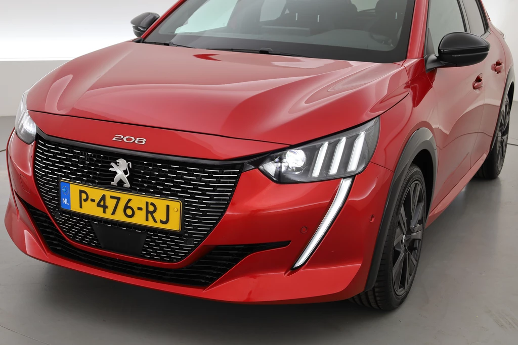 Peugeot 208 – foto 2